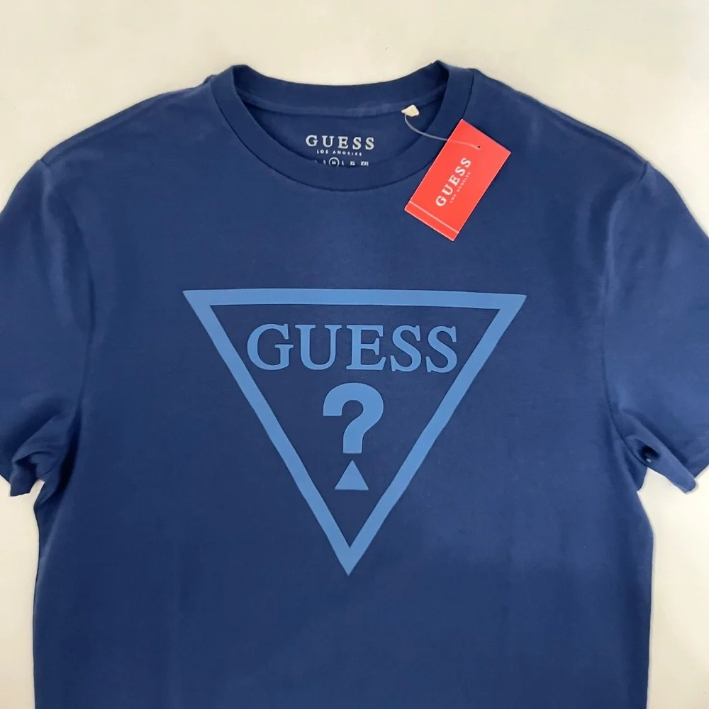 Guess Mens Size M T-Shirt SLK Blue Triangle Logo Crew‎ Neck Short Sleeve NWT - Picture 2 of 9